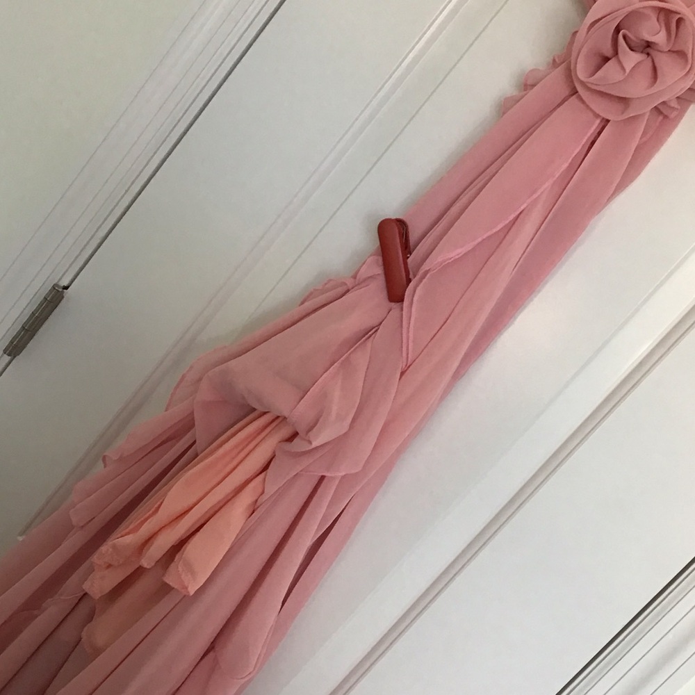 Beautiful Cut-Out Ruffle Maxi Dress - Picture 4 of 11